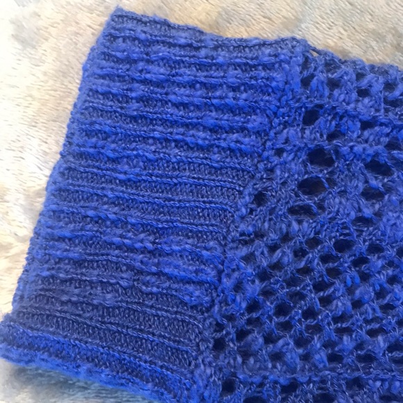 Comfy Cozy Cute Sweater! - Picture 6 of 6